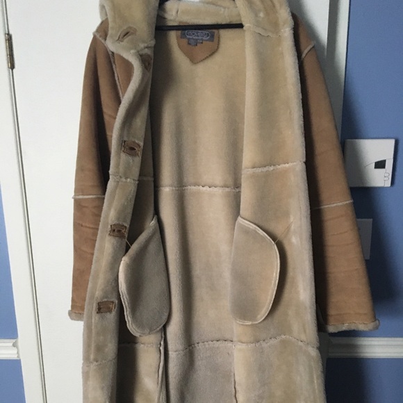 Hooded Winter Coat - Picture 12 of 13